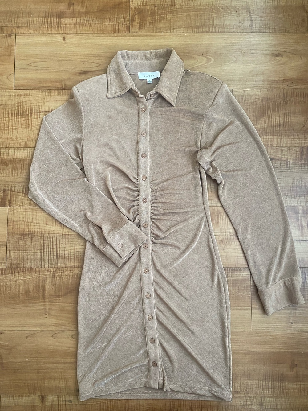 Mable Long-Sleeve Ruched Button-Front Dress in Beige